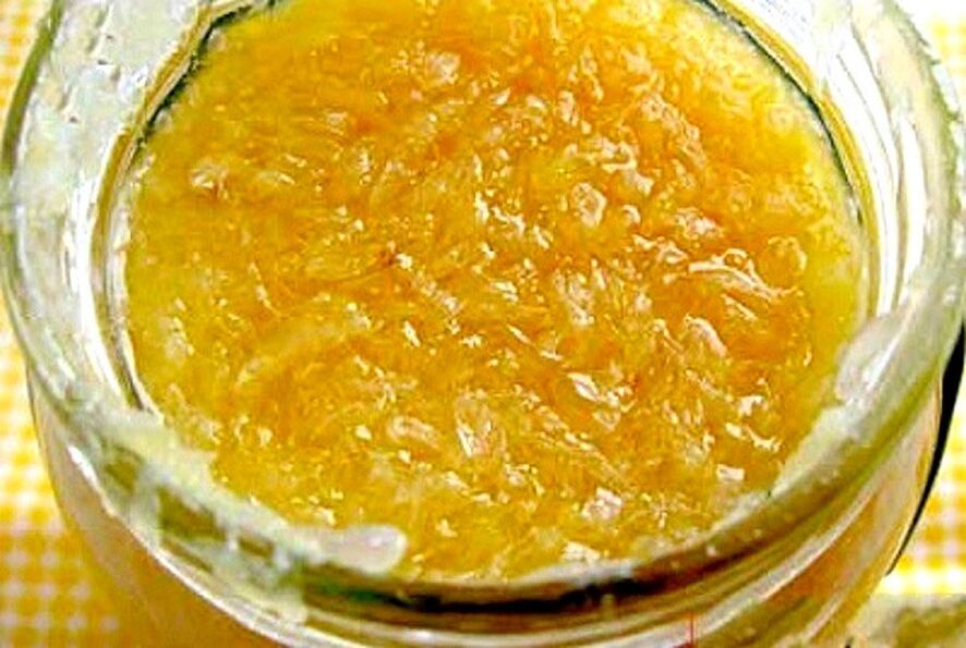 Сакајќи да ја зголеми потенцијата, мажот може да подготви мед од ѓумбир според рецептот